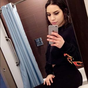 Meet your Posher, Perla